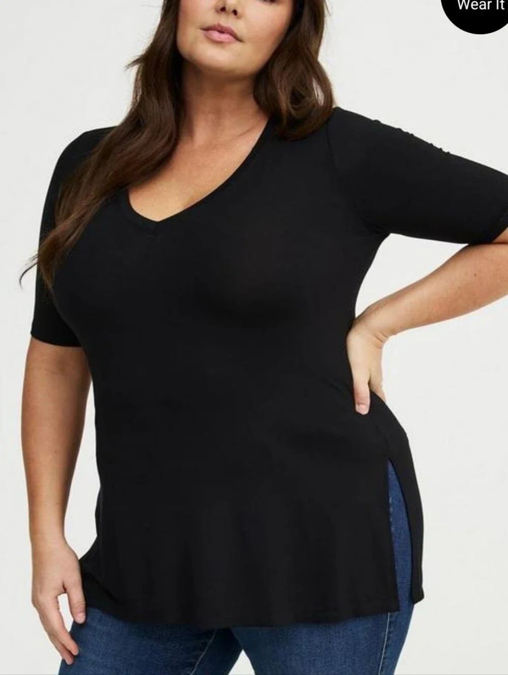 Torrid Super Soft Black V-Neck Short Sleeve Women's Top - New